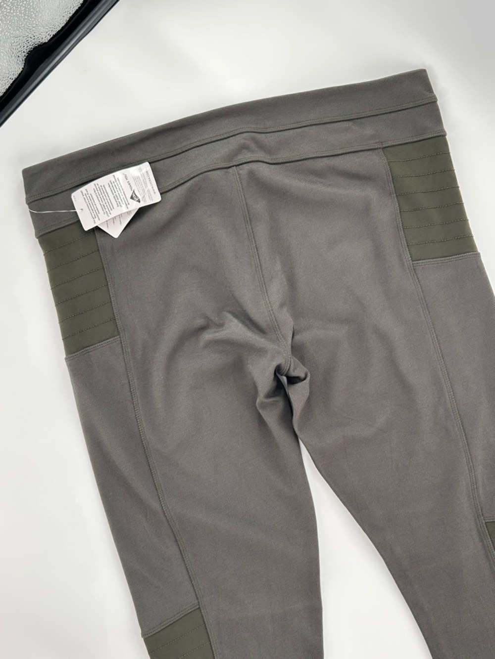 Athleta Trailsetter Ponte Pants Leggings Thyme Green Size 16 Tall - Picture 10 of 13